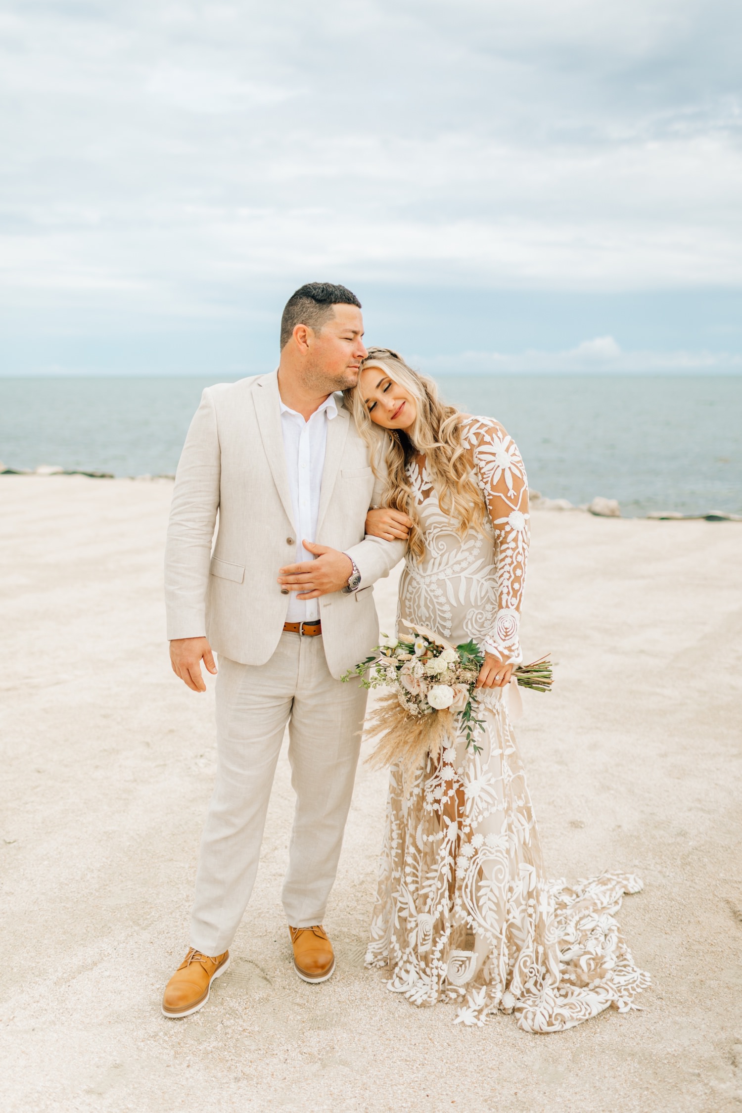 Wedding photography at The Islander Resort in Islamorada Florida Keys by Finding Light Photography